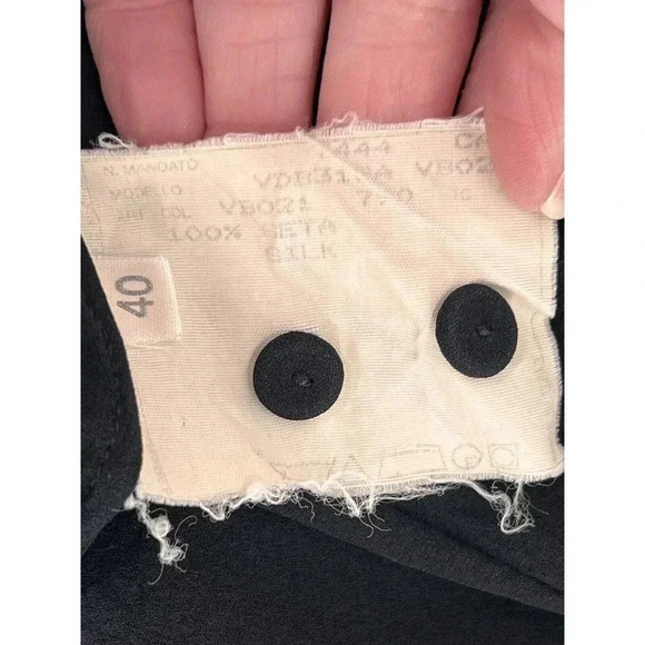 Vintage VIKTOR & ROLF Silk Shirt 40 EU Small Silk Covered Buttons Unique Design - Picture 7 of 7